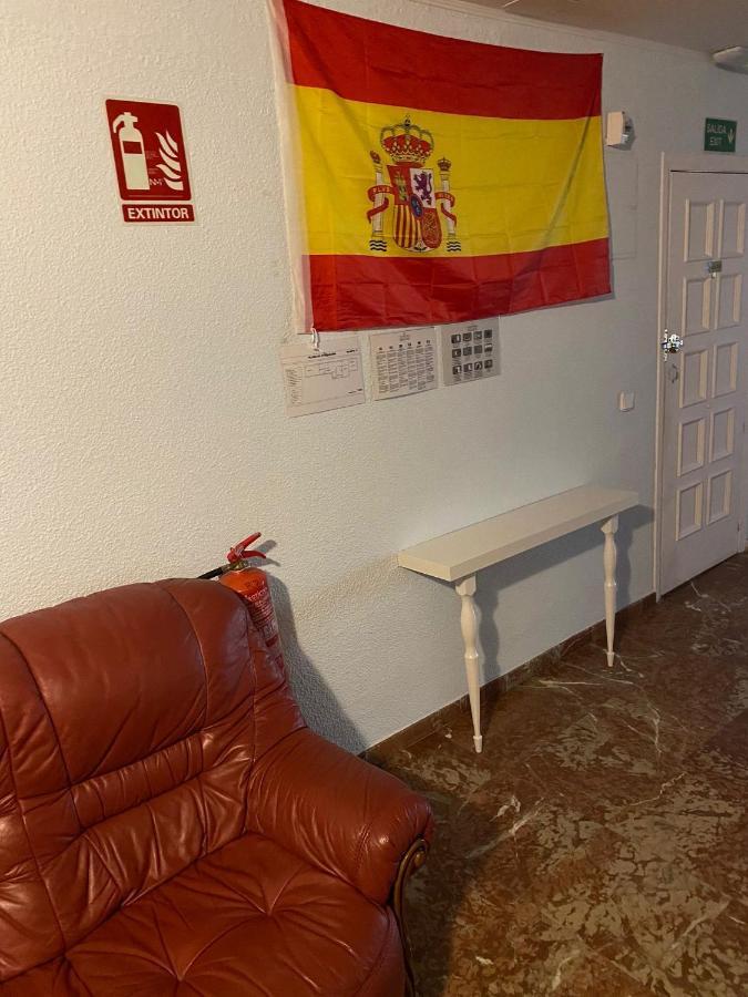 Pension El Dorado Alicante Eksteriør bilde