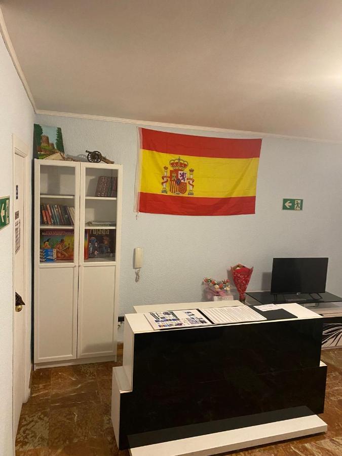 Pension El Dorado Alicante Eksteriør bilde